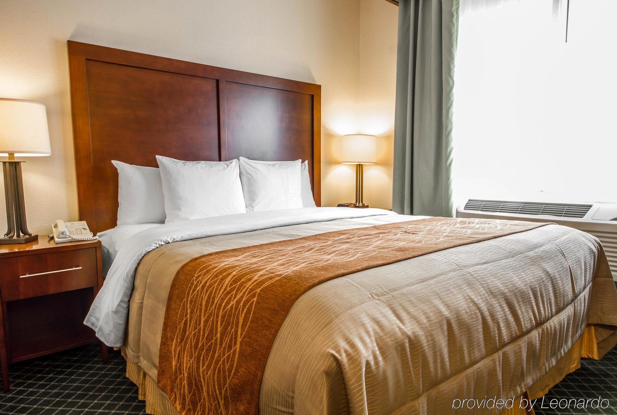 Comfort Inn & Suites Oakland Airport Εξωτερικό φωτογραφία