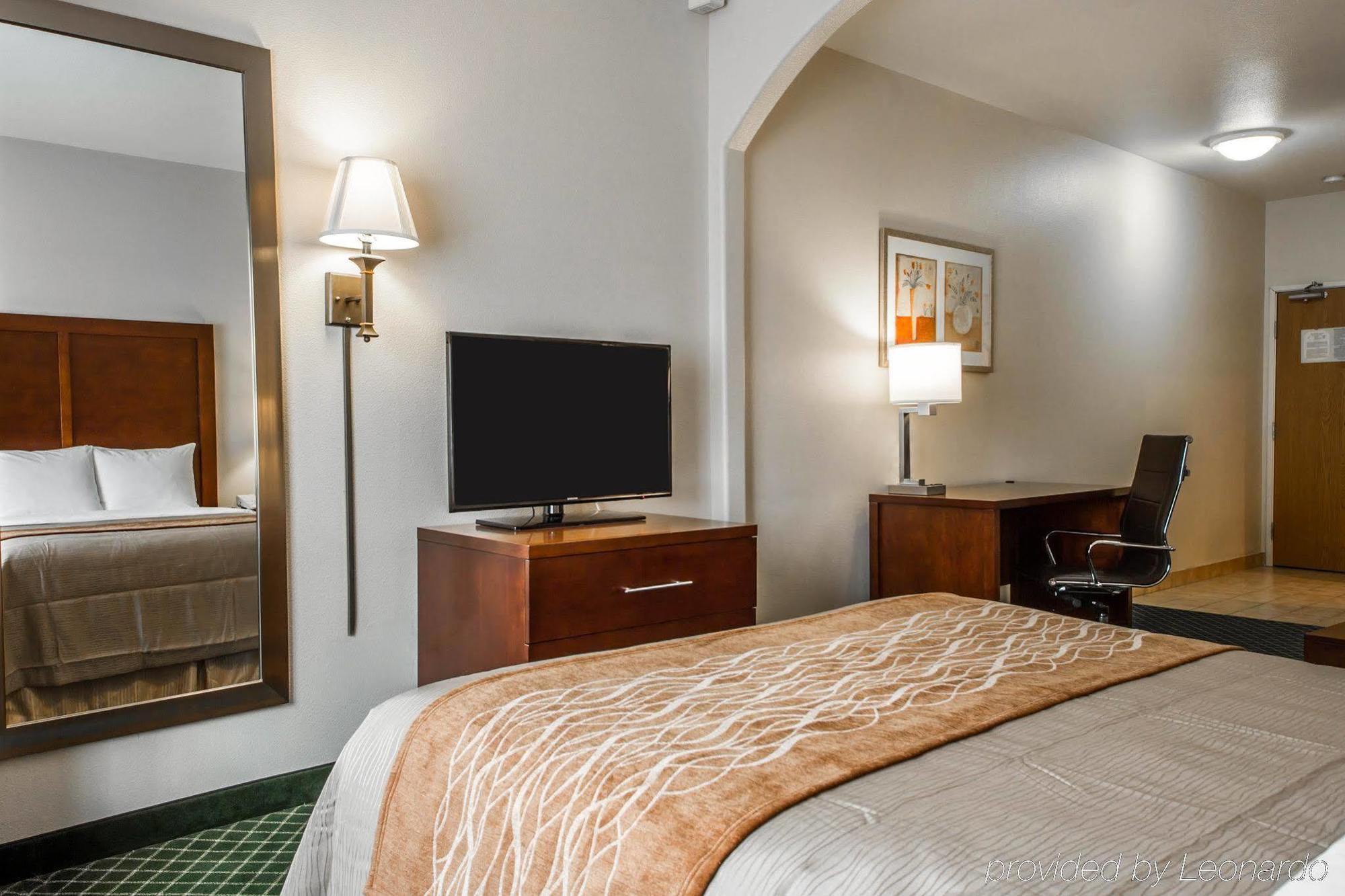 Comfort Inn & Suites Oakland Airport Εξωτερικό φωτογραφία